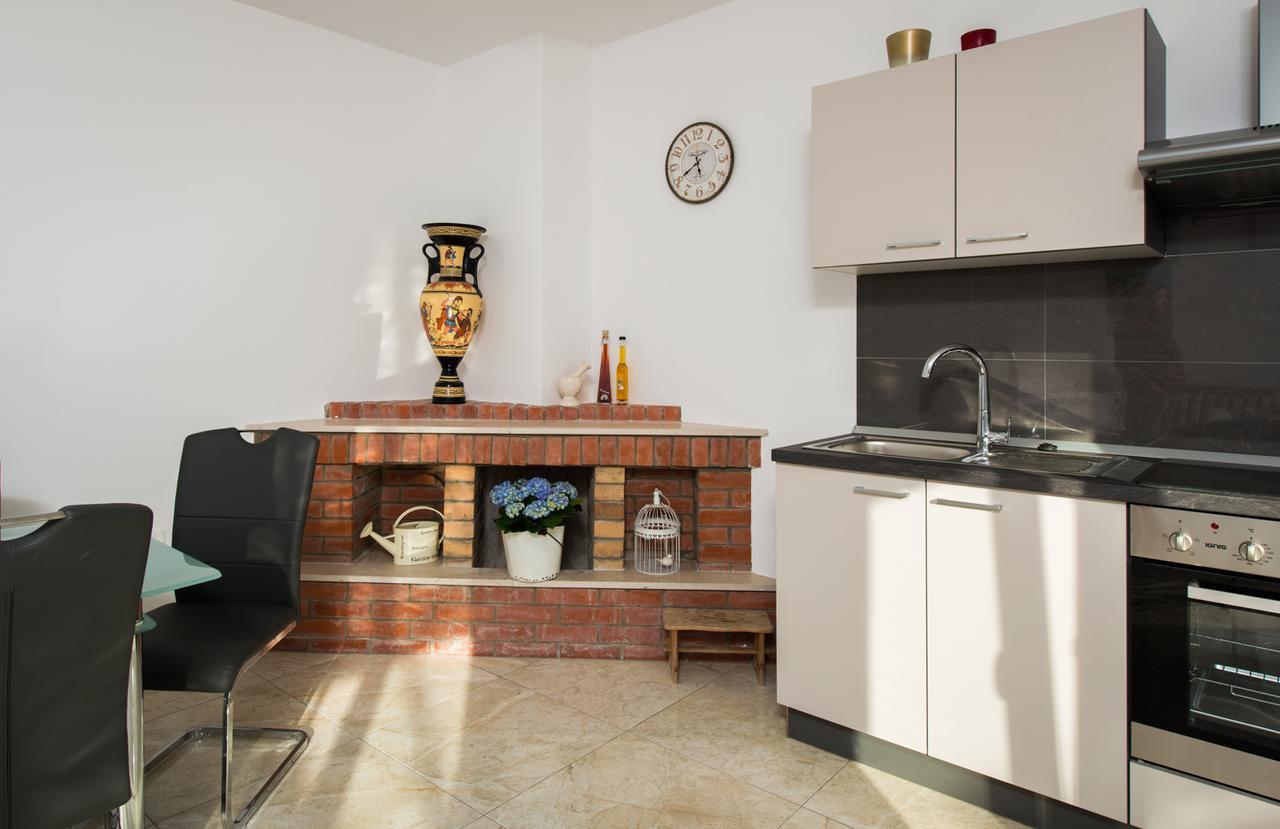 Cezar Luxury Apartment Omiš Eksteriør bilde