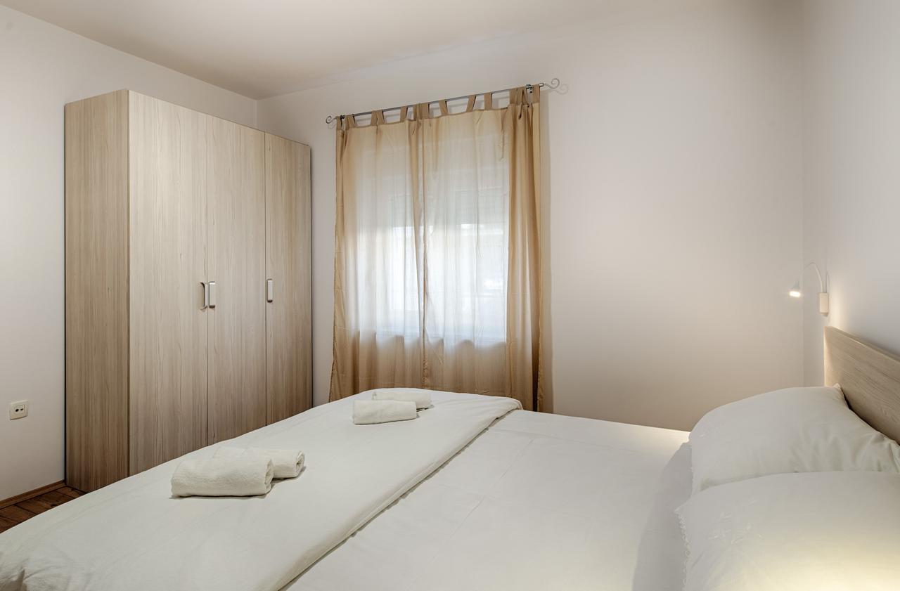 Cezar Luxury Apartment Omiš Eksteriør bilde