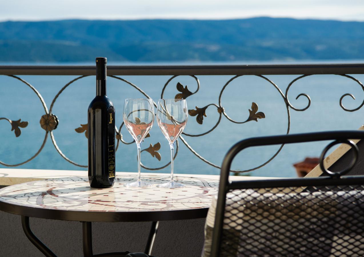 Cezar Luxury Apartment Omiš Eksteriør bilde