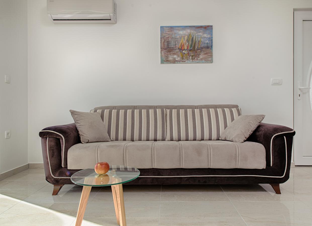 Cezar Luxury Apartment Omiš Eksteriør bilde