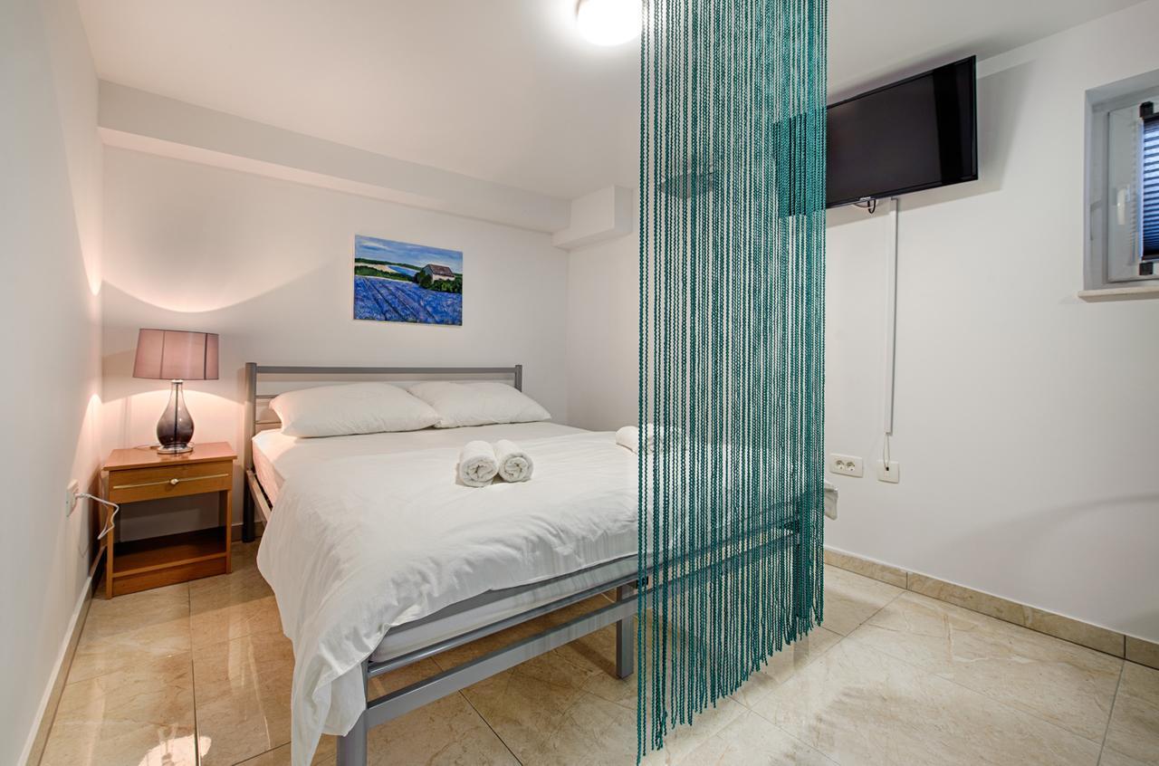 Cezar Luxury Apartment Omiš Eksteriør bilde
